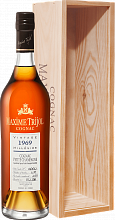 Коньяк Maxime Trijol Cognac Petite Champagne 1969 (Подарочная упаковка)